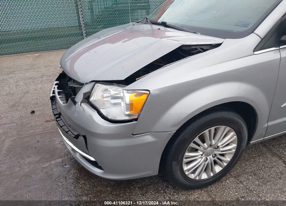 2015 CHRYSLER TOWN & COUNTRY TOURING-L VIN: 2C4RC1CG2FR618710
