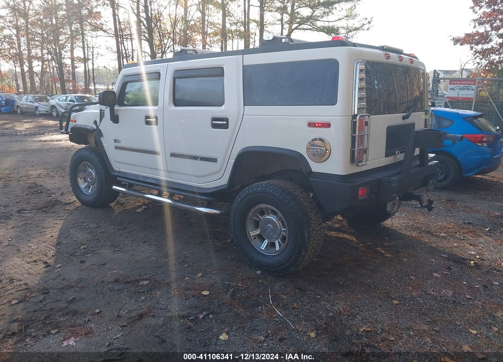2006 HUMMER H2 SUV VIN: 5GRGN23UX6H107639