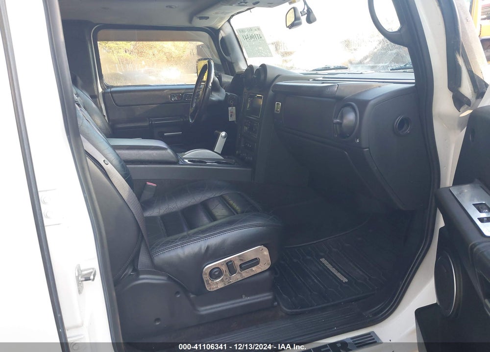 2006 HUMMER H2 SUV VIN: 5GRGN23UX6H107639