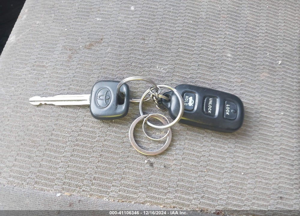 2006 TOYOTA CAMRY LE VIN: 4T1BE32K66U643945