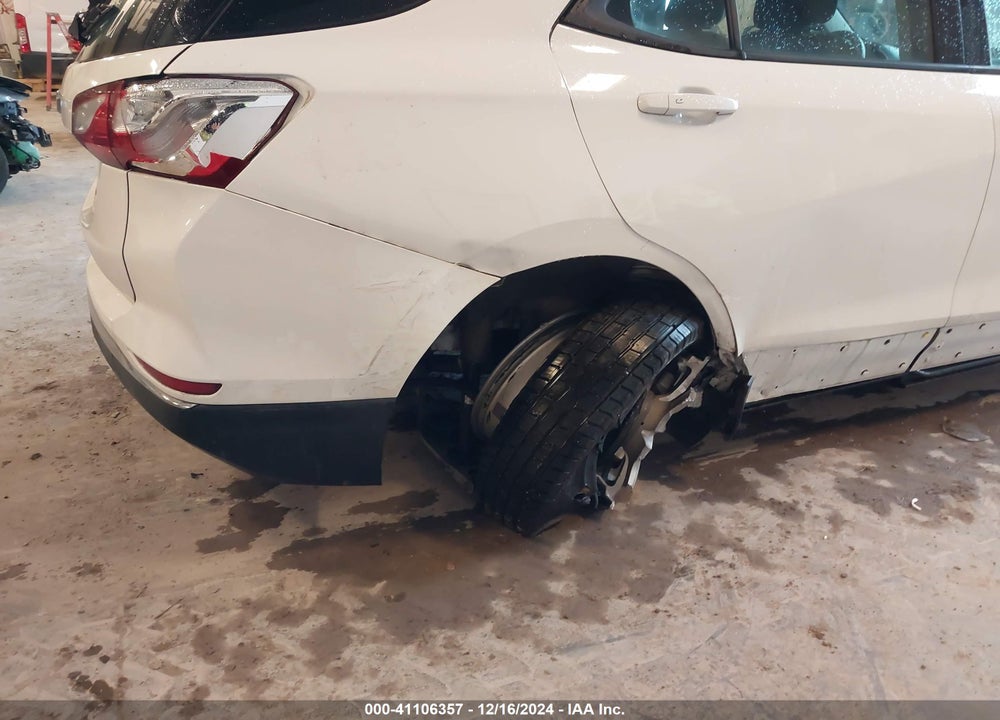 2018 CHEVROLET EQUINOX LS VIN: 2GNAXHEV5J6276581