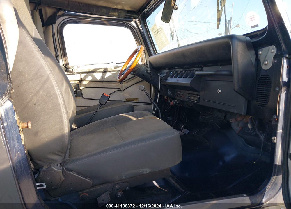 1994 JEEP WRANGLER / YJ SE VIN: 1J4FY29S8RP444664