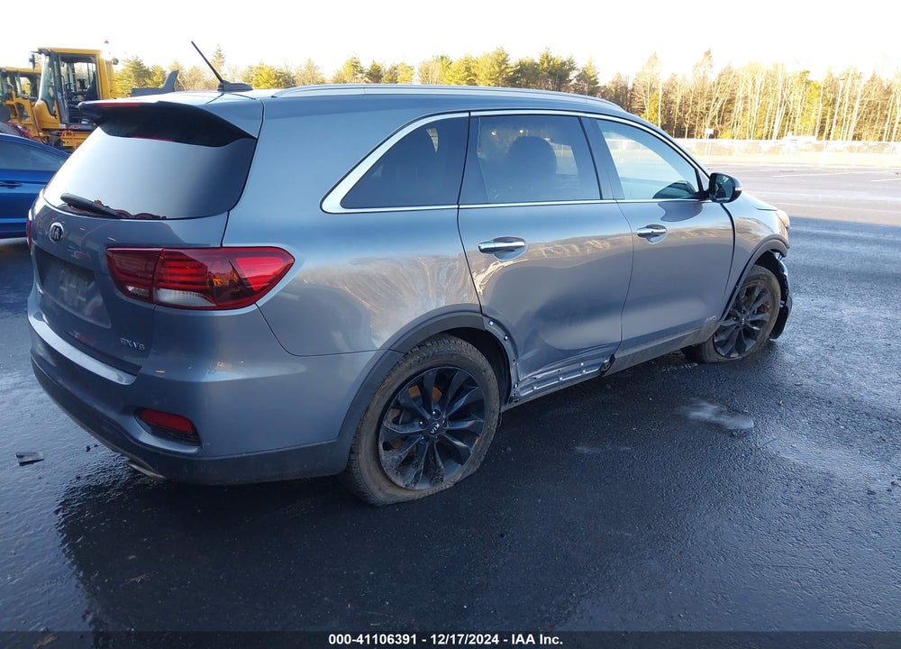 2020 KIA SORENTO 3.3L EX VIN: 5XYPHDA56LG709619