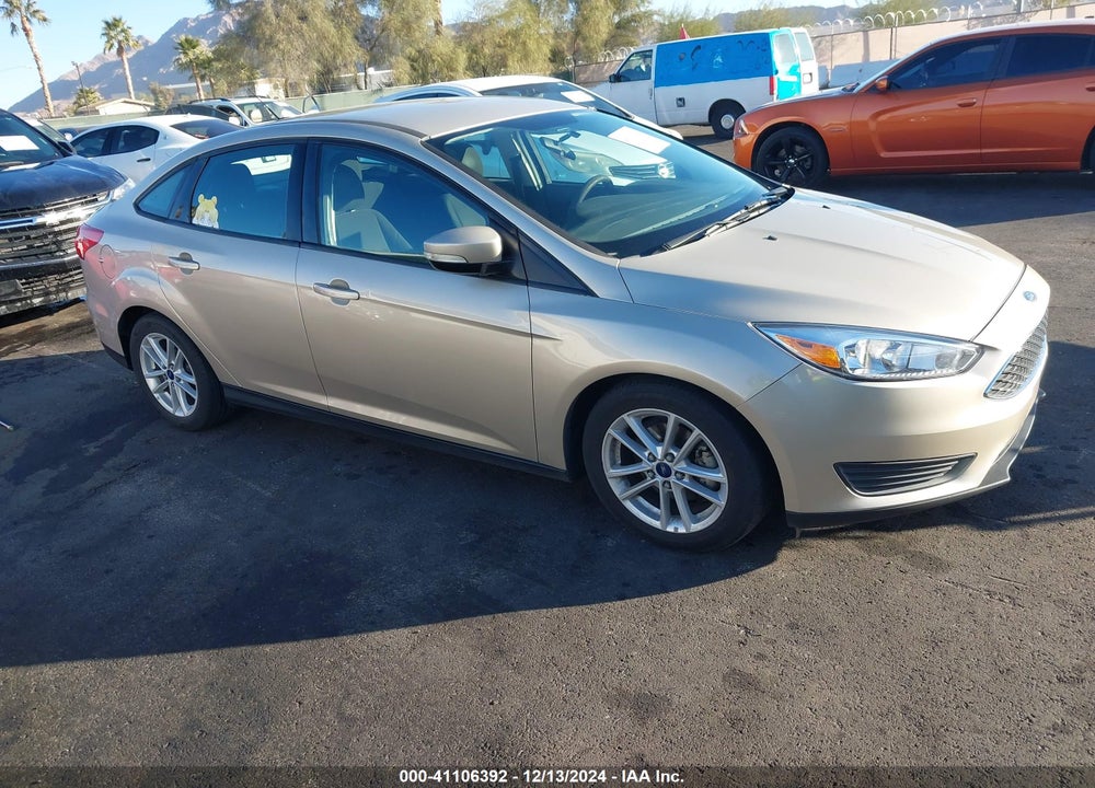 2017 FORD FOCUS SE VIN: 1FADP3F21HL296492