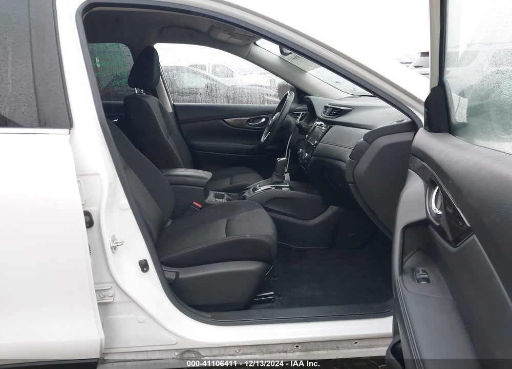 2019 NISSAN ROGUE SV VIN: JN8AT2MT5KW255923
