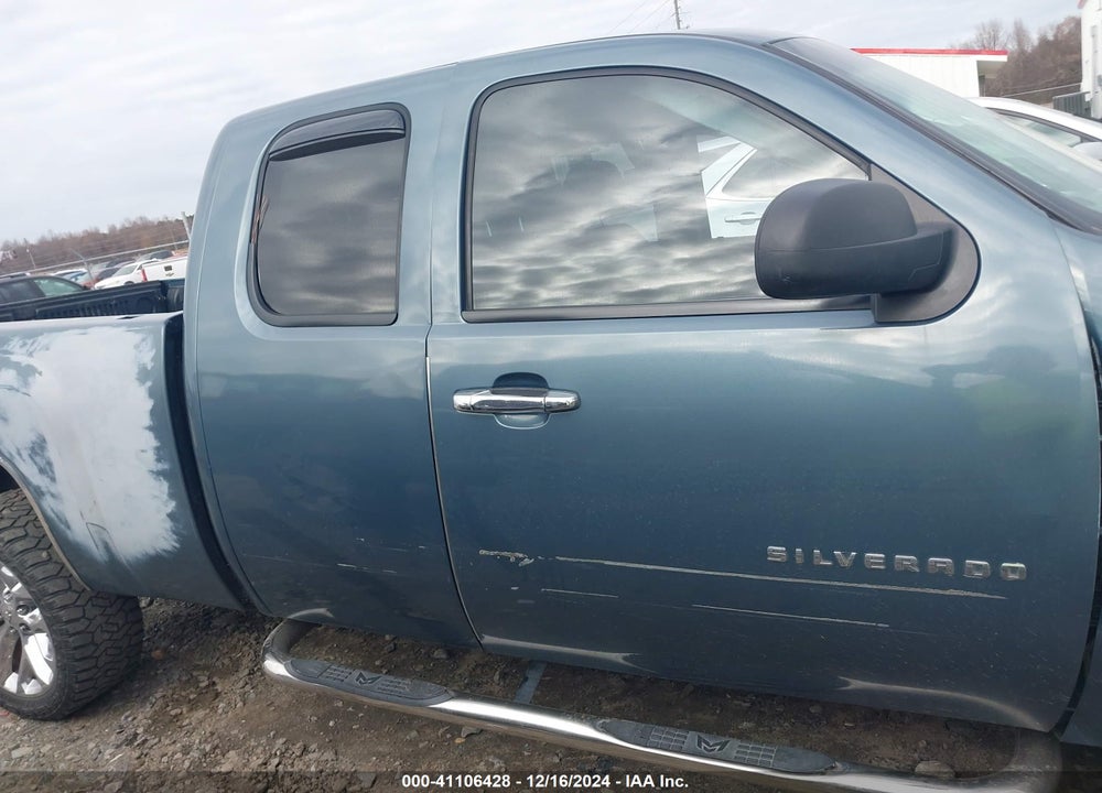 2010 CHEVROLET SILVERADO 1500 VIN: 1GCSCREA3AZ243675