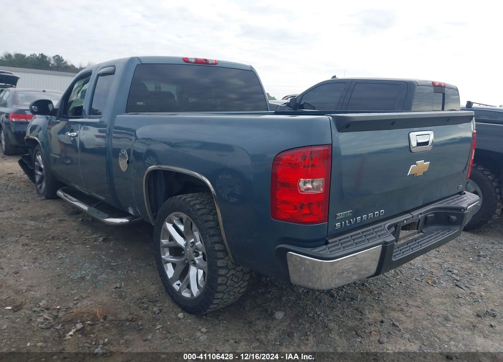 2010 CHEVROLET SILVERADO 1500 VIN: 1GCSCREA3AZ243675