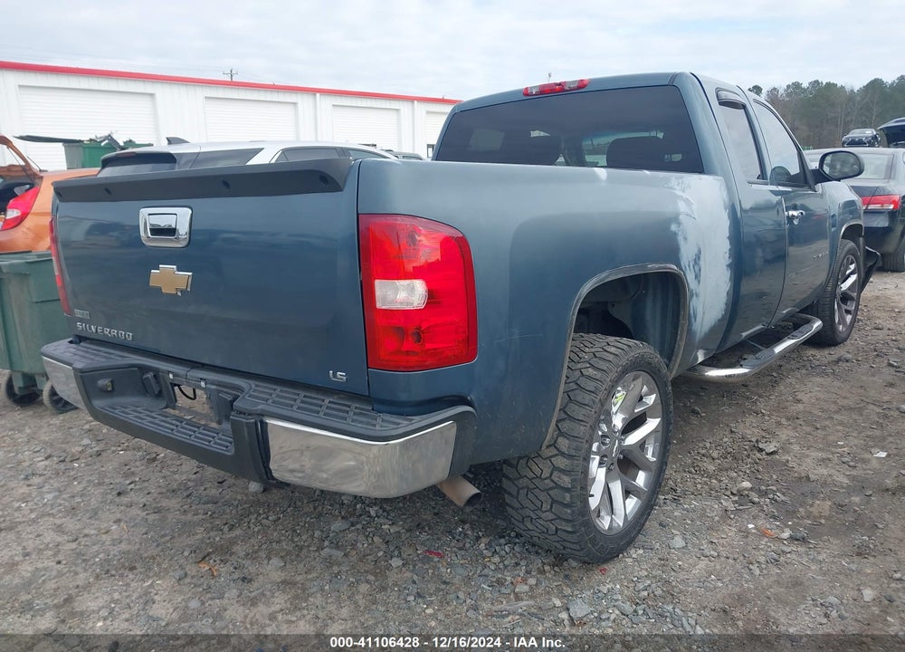 2010 CHEVROLET SILVERADO 1500 VIN: 1GCSCREA3AZ243675