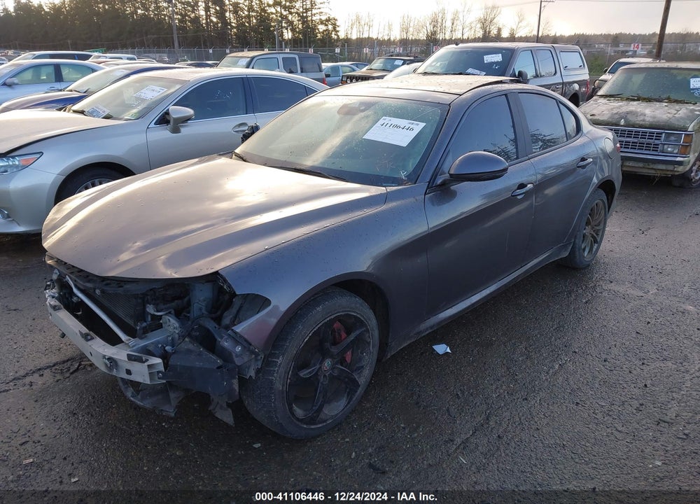 2017 ALFA ROMEO GIULIA AWD VIN: ZARFAEDN3H7537030