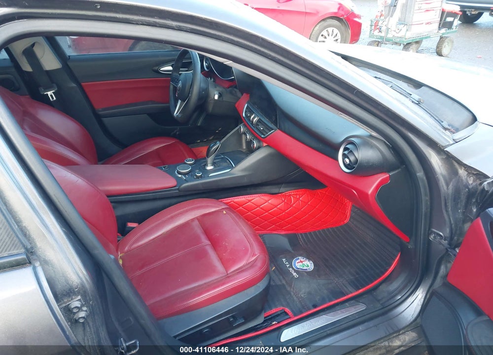 2017 ALFA ROMEO GIULIA AWD VIN: ZARFAEDN3H7537030