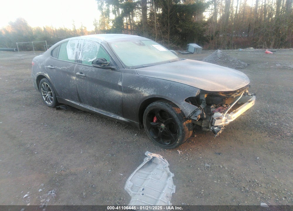 2017 ALFA ROMEO GIULIA AWD VIN: ZARFAEDN3H7537030