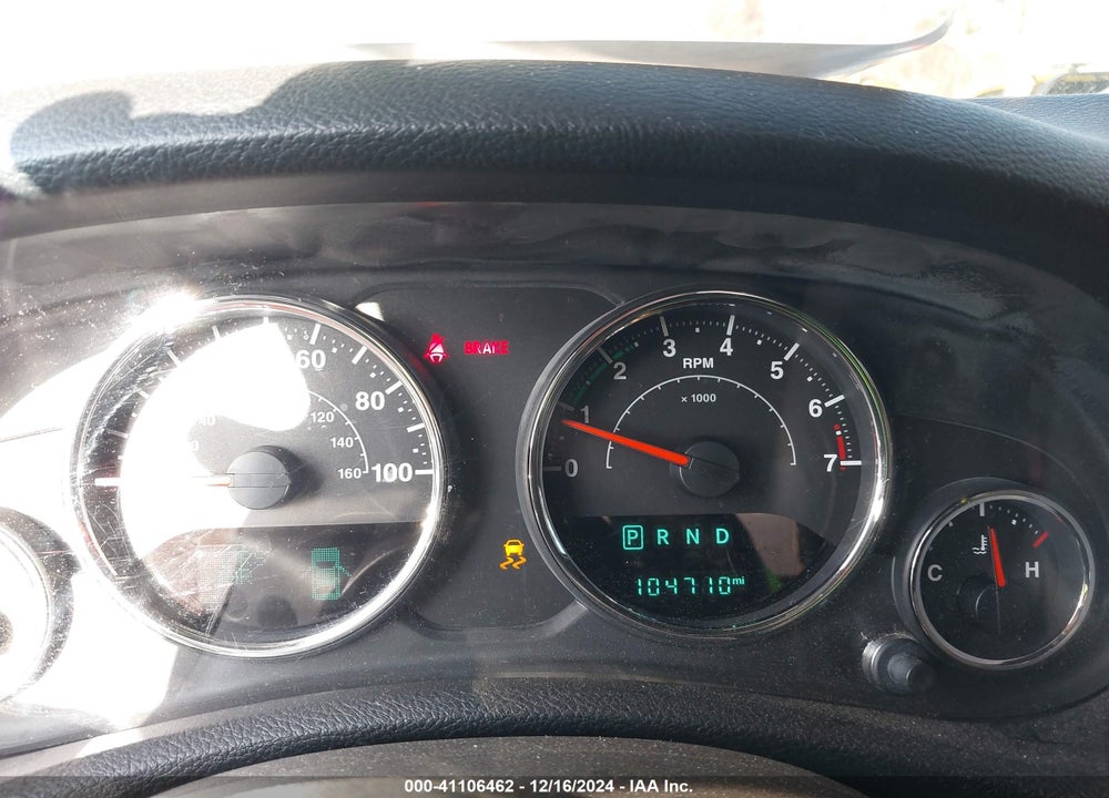2015 JEEP WRANGLER UNLIMITED SAHARA VIN: 1C4BJWEG7FL614596