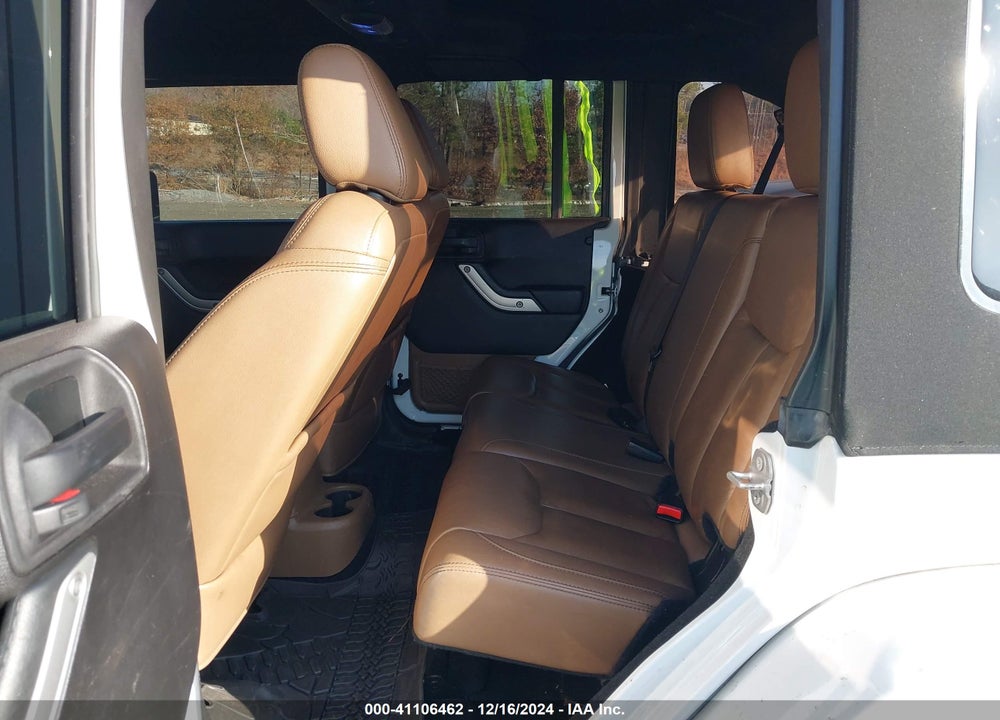 2015 JEEP WRANGLER UNLIMITED SAHARA VIN: 1C4BJWEG7FL614596