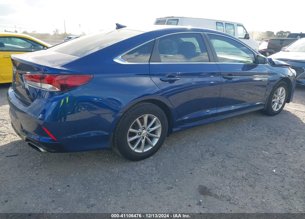 2018 HYUNDAI SONATA SE VIN: 5NPE24AF7JH727327