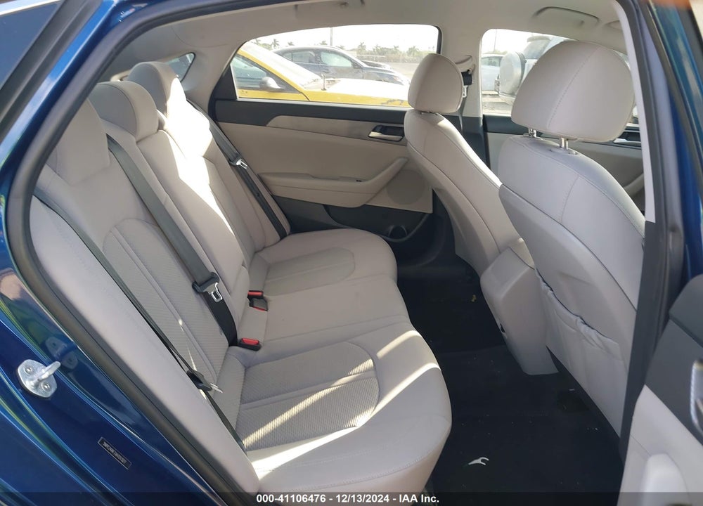 2018 HYUNDAI SONATA SE VIN: 5NPE24AF7JH727327