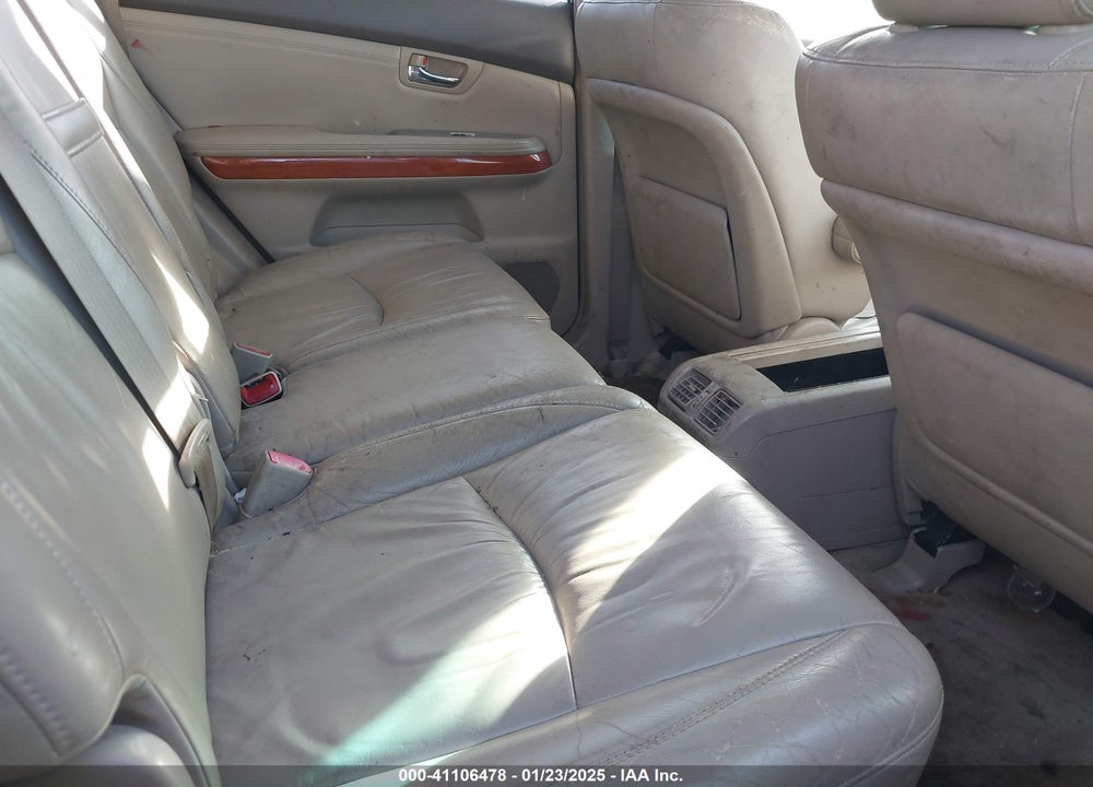 2004 LEXUS RX 330 VIN: JTJGA31U540006572