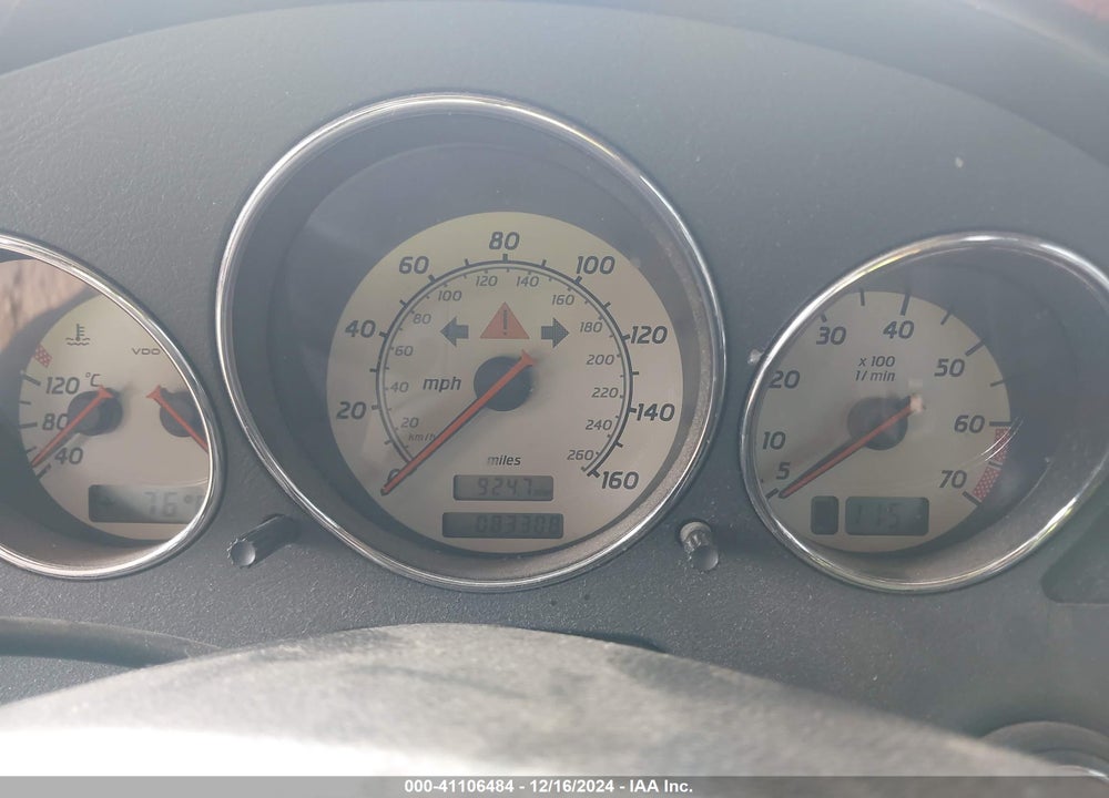 2002 MERCEDES-BENZ SLK 320 VIN: WDBKK65F02F249156