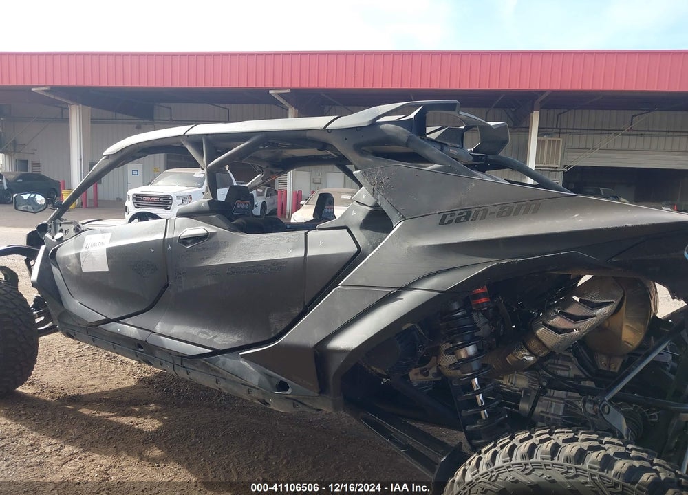 2025 CAN-AM MAVERICK X3 MAX VIN: 3JB8NAU40SE002285