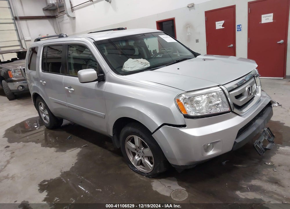 2010 HONDA PILOT EX VIN: 5FNYF4H48AB015266