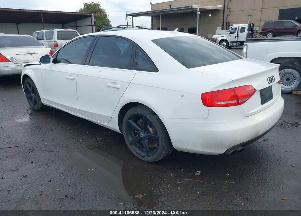2011 AUDI A4 VIN: WAUFFAFL7BN043351