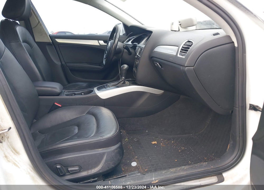 2011 AUDI A4 VIN: WAUFFAFL7BN043351