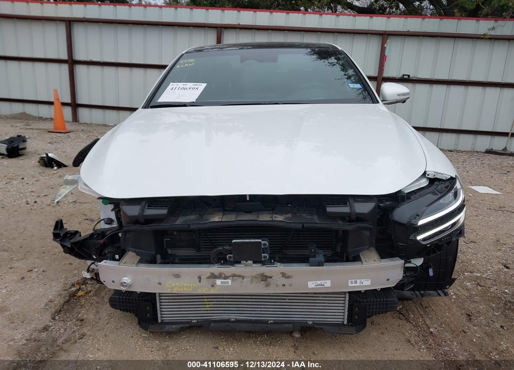 2024 GENESIS G70 VIN: KMTG54SE2RU140087
