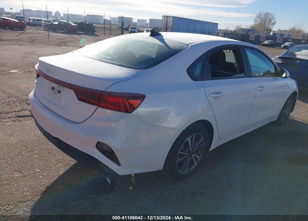2022 KIA FORTE LXS VIN: 3KPF24AD5NE479513