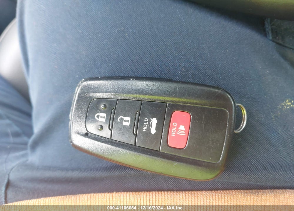 2022 TOYOTA CAMRY VIN: 4T1KZ1AK8NU069745