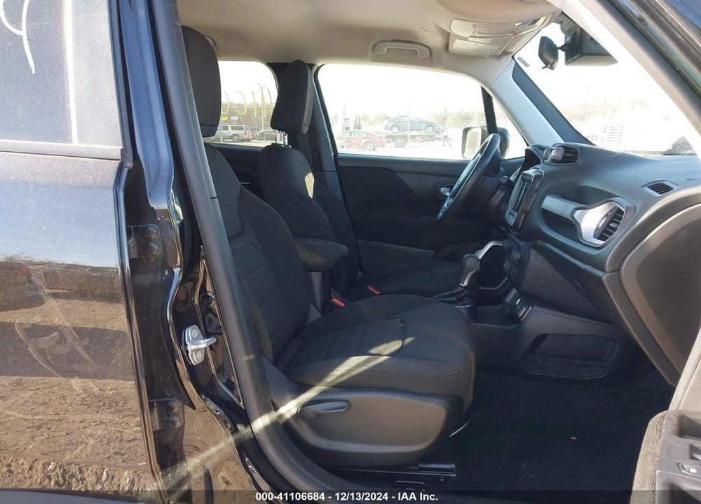 2019 JEEP RENEGADE LATITUDE FWD VIN: ZACNJABB9KPK01185