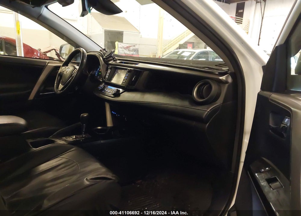2018 TOYOTA RAV4 HYBRID LIMITED VIN: JTMDJREV0JD245365