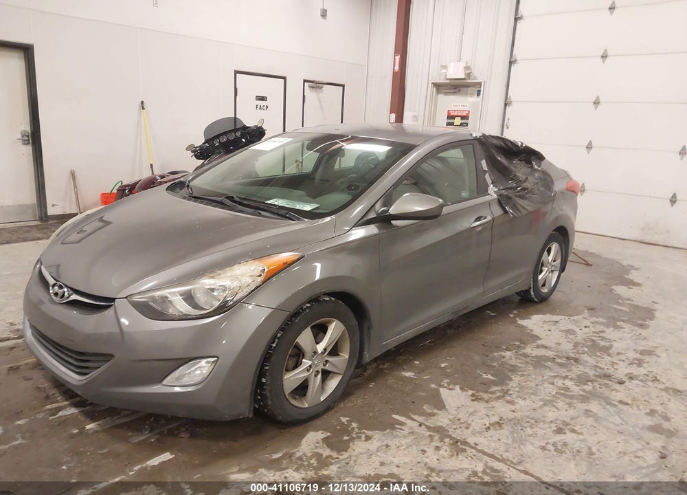 2013 HYUNDAI ELANTRA VIN: 5NPDH4AE6DH330472
