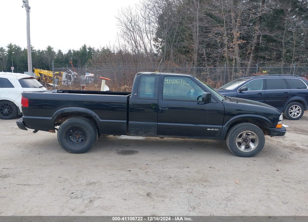 2000 CHEVROLET S-10 LS VIN: 1GCCS1954Y8285343
