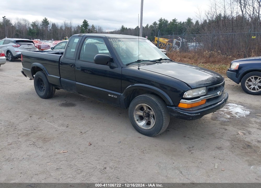 2000 CHEVROLET S-10 LS VIN: 1GCCS1954Y8285343
