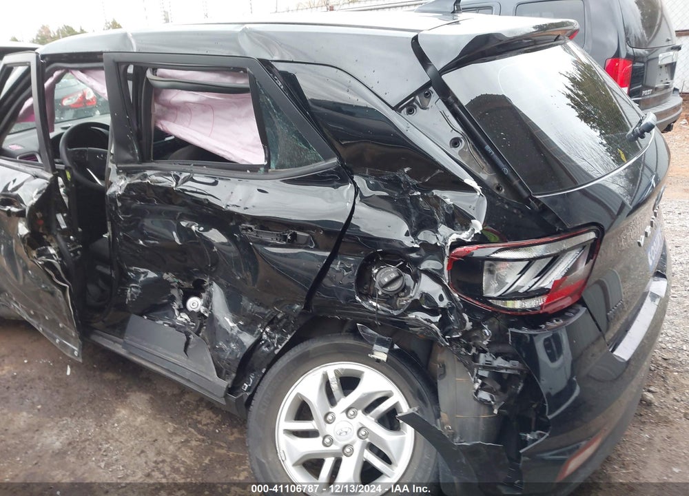 2022 HYUNDAI VENUE SE VIN: KMHRB8A35NU176417