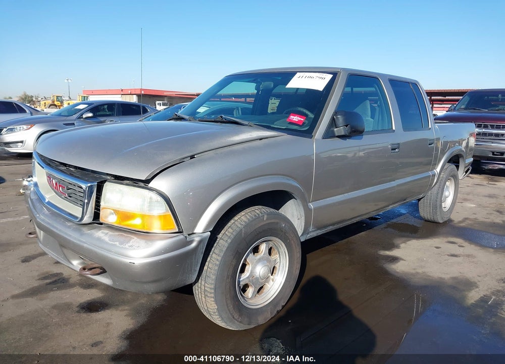 2002 GMC SONOMA SLS VIN: 1GTDT13W82K203269