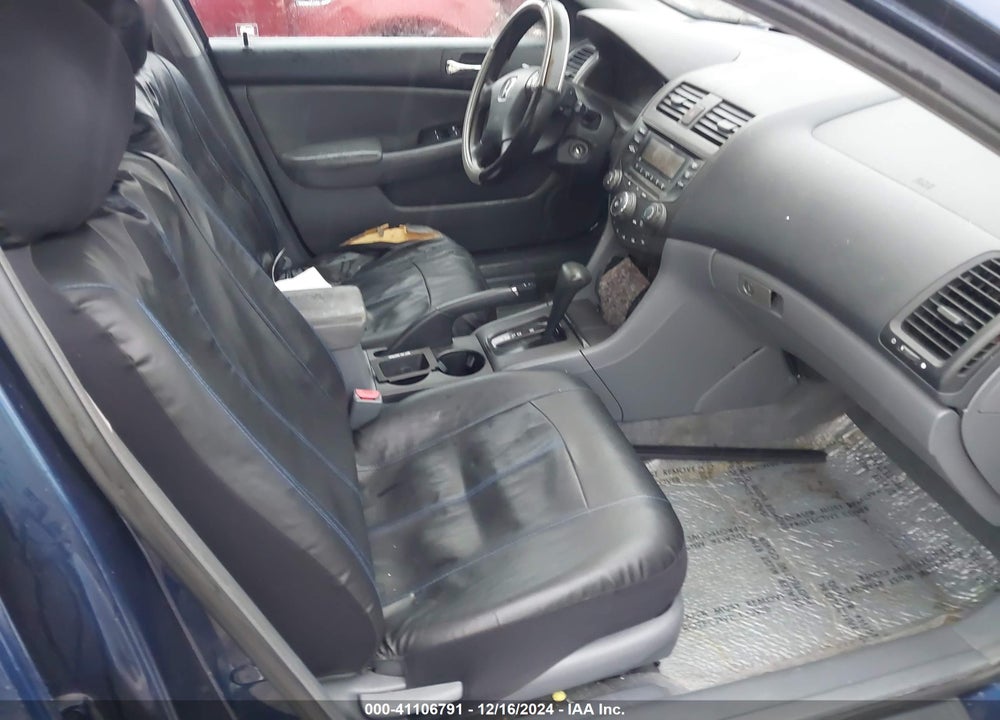 2003 HONDA ACCORD 2.4 LX VIN: 1HGCM56393A079894
