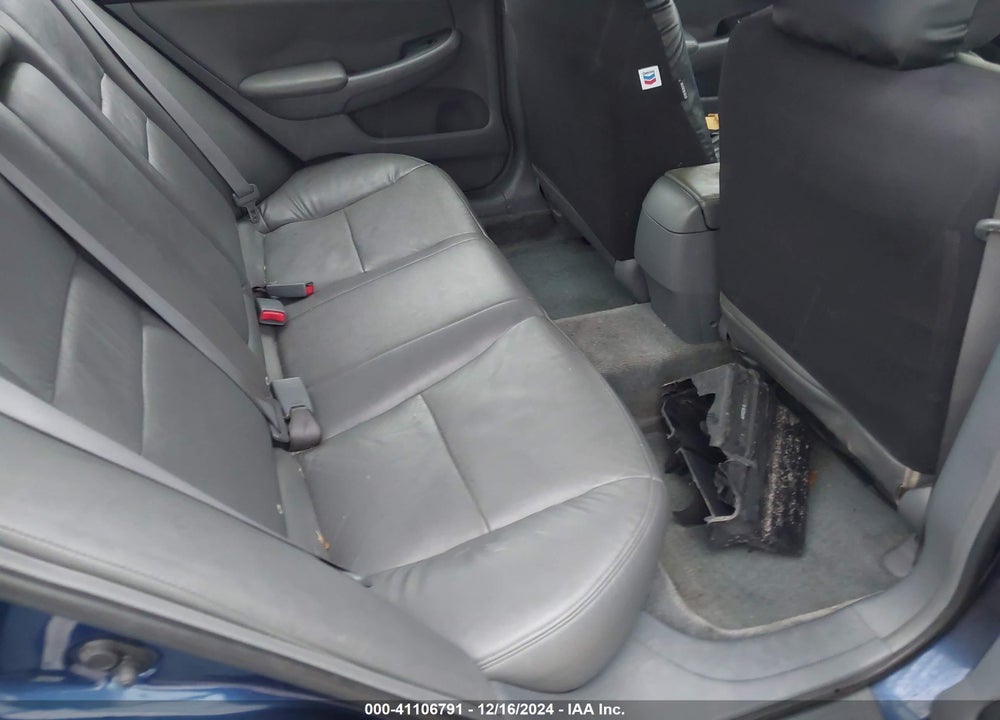 2003 HONDA ACCORD 2.4 LX VIN: 1HGCM56393A079894
