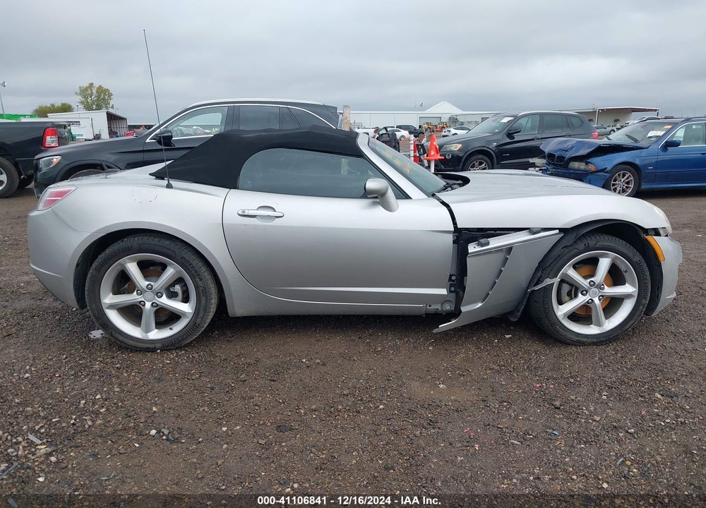 2009 SATURN SKY VIN: 1G8MN35B19Y102351