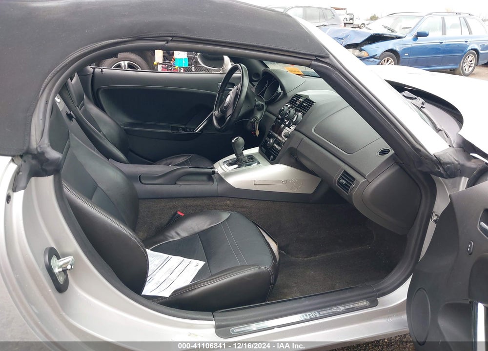 2009 SATURN SKY VIN: 1G8MN35B19Y102351
