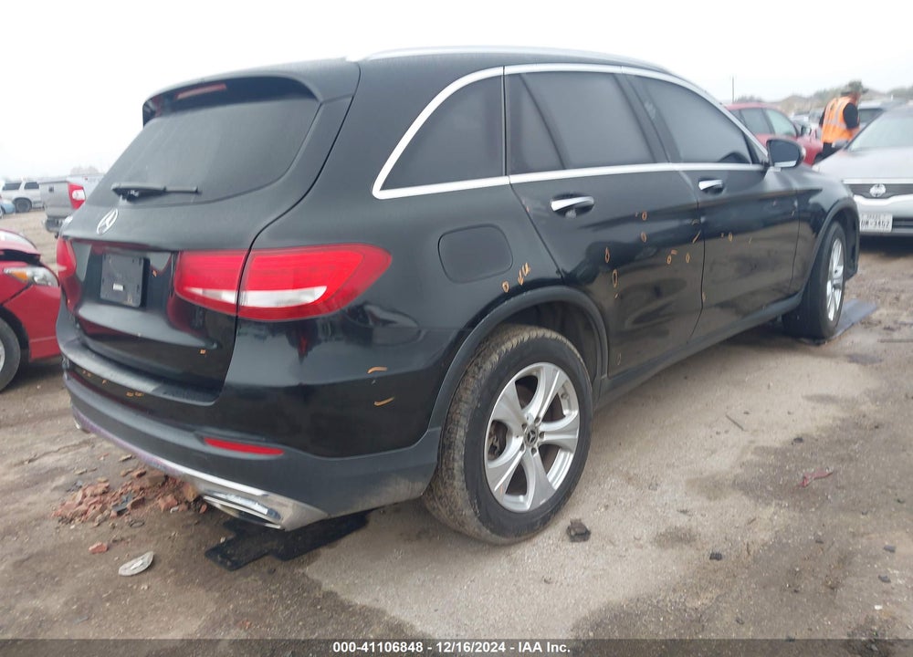 2017 MERCEDES-BENZ GLC 300 VIN: WDC0G4JB9HF260421