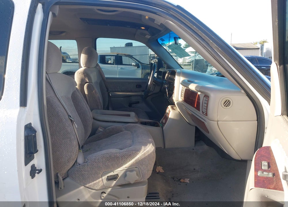 1999 CHEVROLET SILVERADO 2500 LS VIN: 1GCFC29U6XZ118031