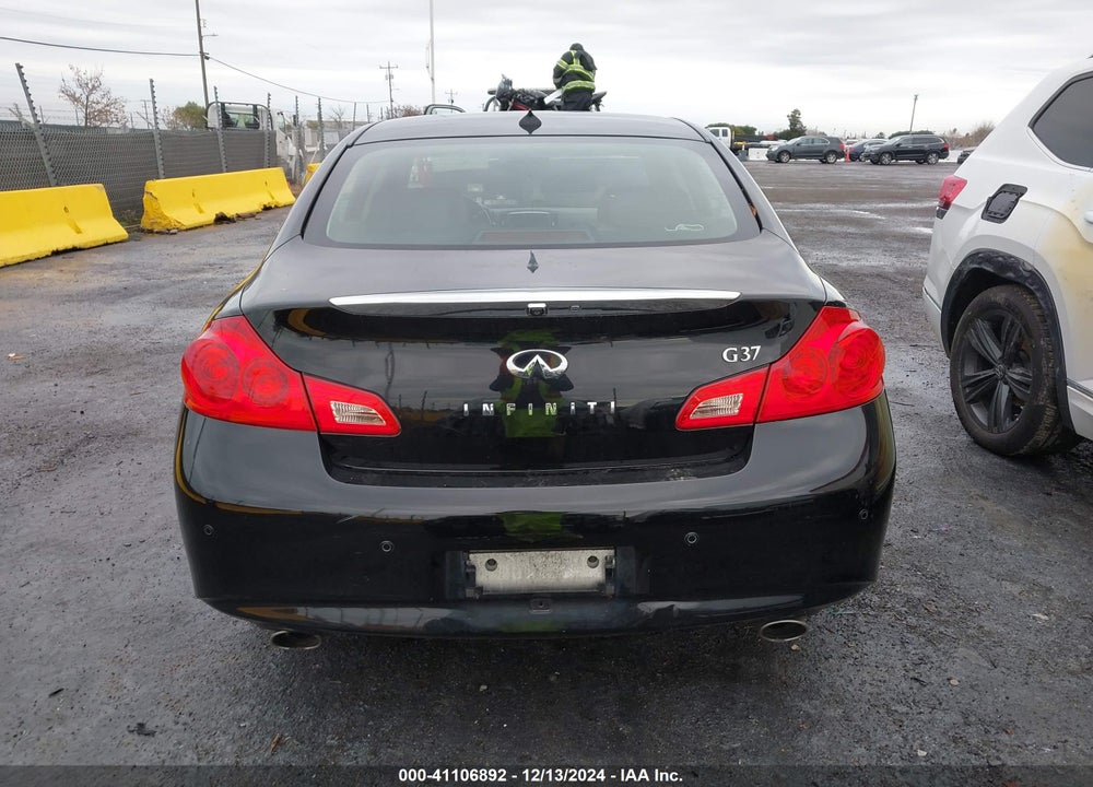 2011 INFINITI G37 JOURNEY VIN: JN1CV6AP1BM506934