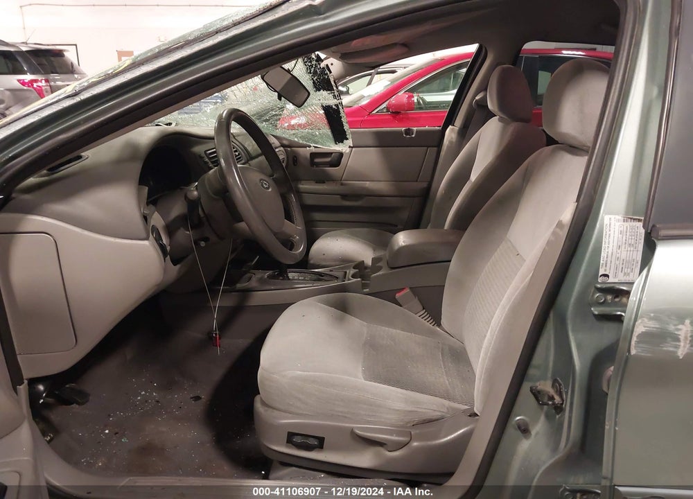 2005 FORD TAURUS SE VIN: 1FAFP53265A171293