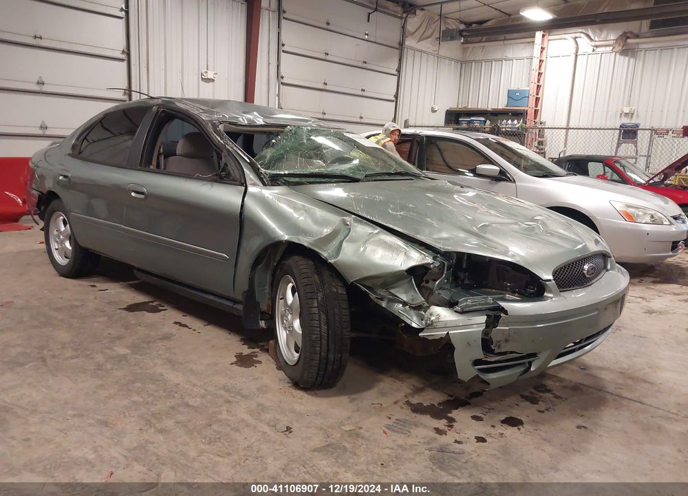 2005 FORD TAURUS SE VIN: 1FAFP53265A171293
