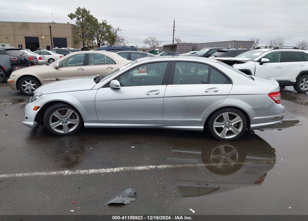 2011 MERCEDES-BENZ C 300 VIN: WDDGF5EB4BR153991