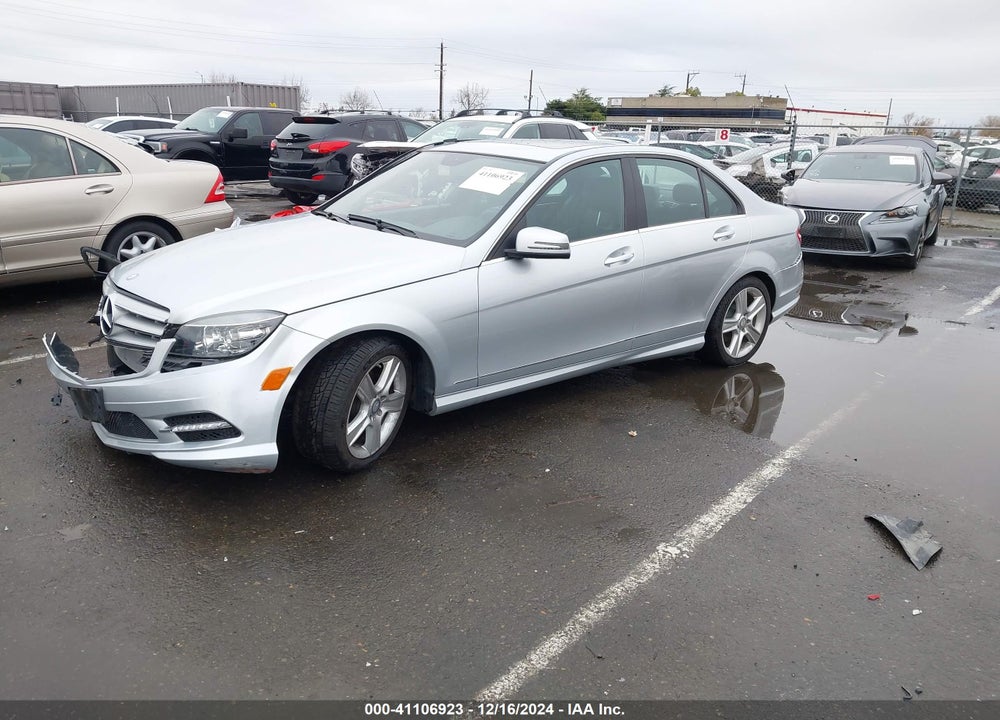 2011 MERCEDES-BENZ C 300 VIN: WDDGF5EB4BR153991