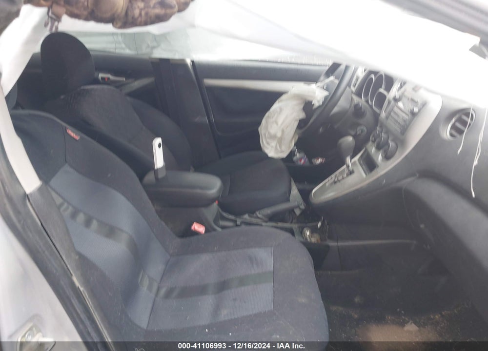 2010 PONTIAC VIBE 1SB VIN: 5Y2SP6E0XAZ404095
