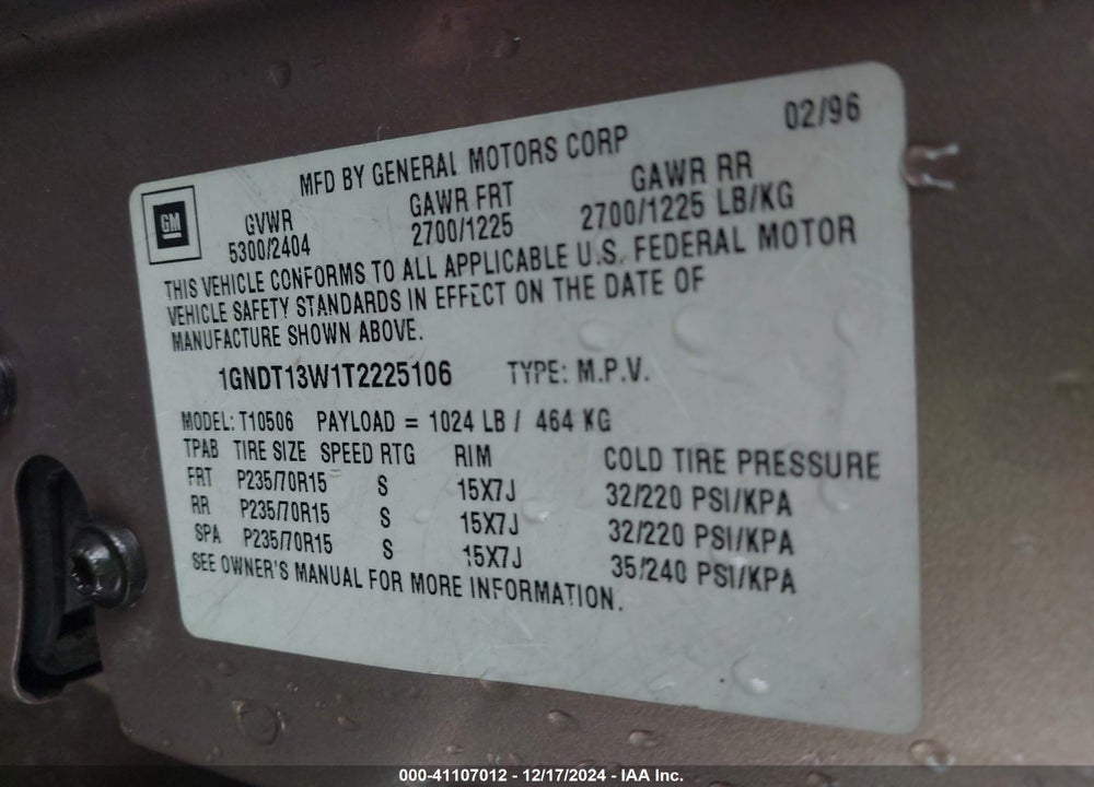 1996 CHEVROLET BLAZER VIN: 1GNDT13W1T2225106