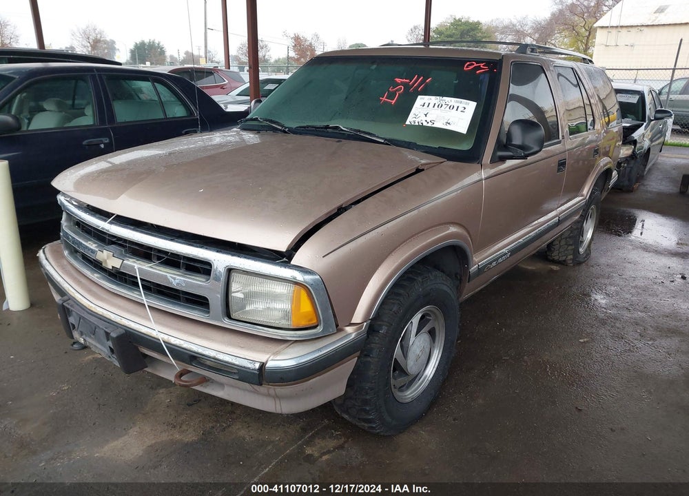 1996 CHEVROLET BLAZER VIN: 1GNDT13W1T2225106