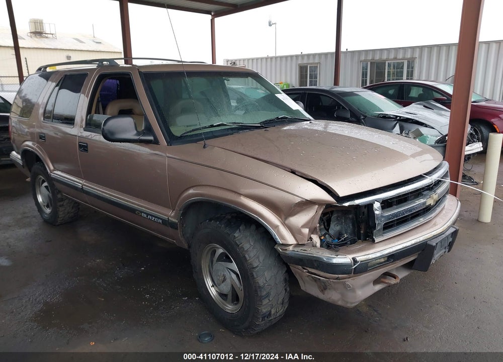 1996 CHEVROLET BLAZER VIN: 1GNDT13W1T2225106